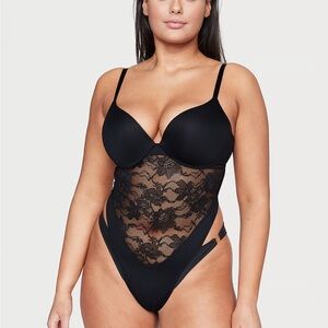 Victoria's Secret Very Sexy Lace Teddy Size M